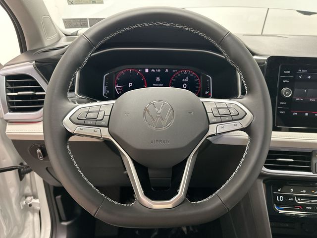 Thumbnail: 2027 Volkswagen Taos - 2