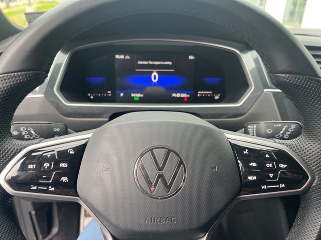 Thumbnail: 2022 Volkswagen Tiguan - 15