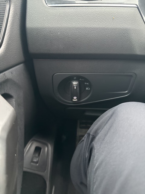 Thumbnail: 2022 Volkswagen Tiguan - 19