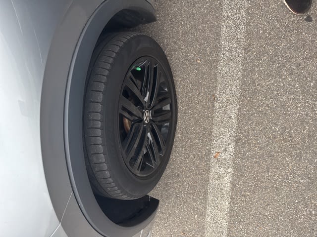 Thumbnail: 2022 Volkswagen Tiguan - 15