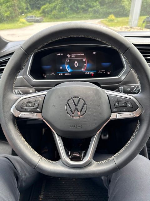 Thumbnail: 2023 Volkswagen Tiguan - 6