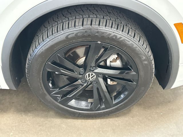 Thumbnail: 2023 Volkswagen Tiguan - 8