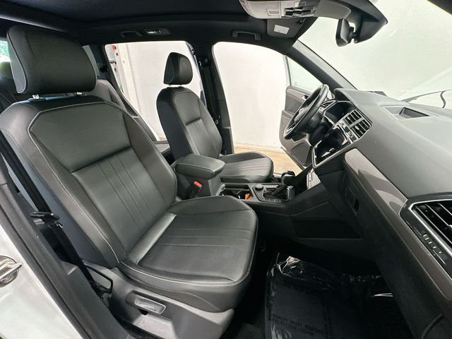 Thumbnail: 2023 Volkswagen Tiguan - 28