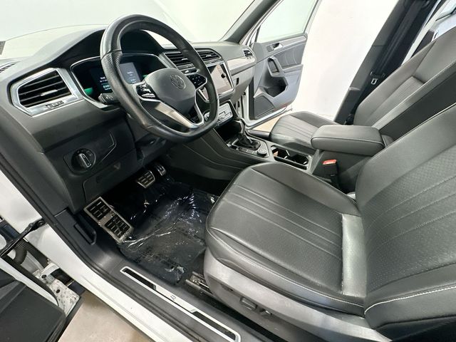 Thumbnail: 2023 Volkswagen Tiguan - 12
