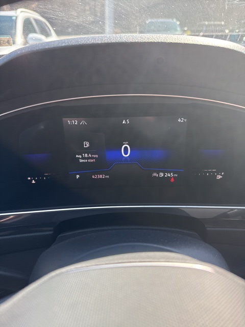 Thumbnail: 2022 Volkswagen Tiguan - 10