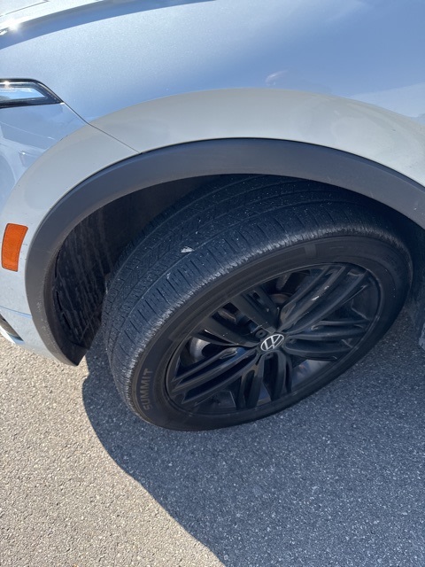 Thumbnail: 2022 Volkswagen Tiguan - 5