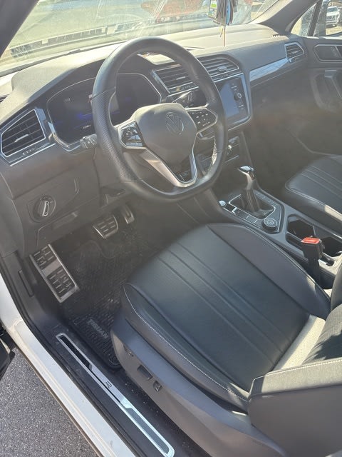 Thumbnail: 2022 Volkswagen Tiguan - 2