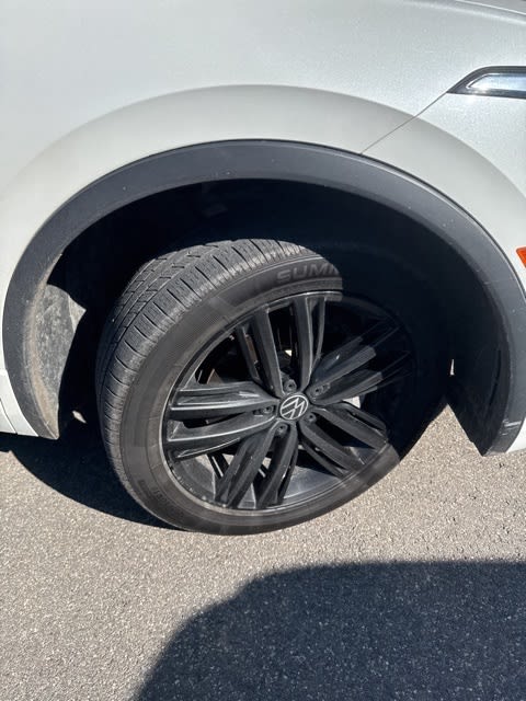 Thumbnail: 2022 Volkswagen Tiguan - 6