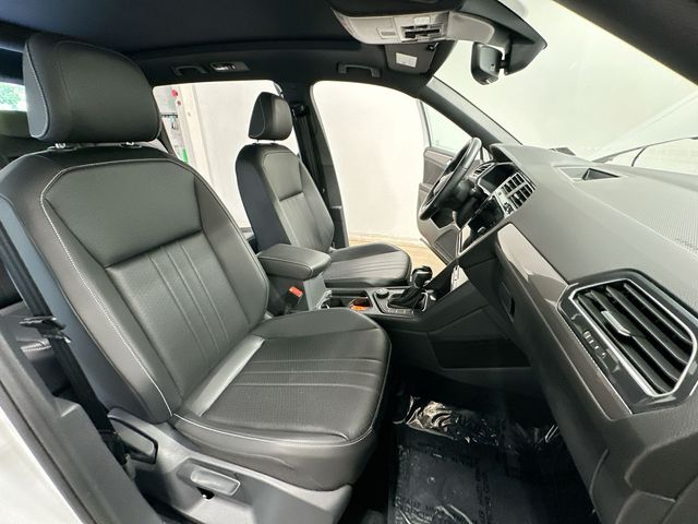 Thumbnail: 2022 Volkswagen Tiguan - 28