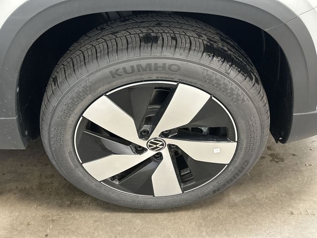 Thumbnail: 2026 Volkswagen Taos - 7
