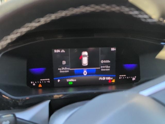 Thumbnail: 2023 Volkswagen Taos - 10