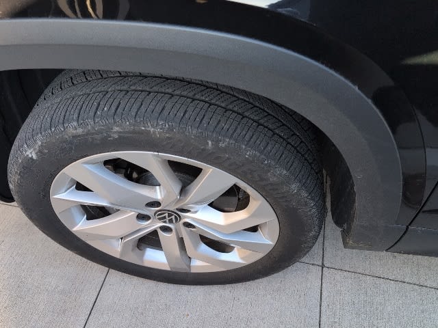 Thumbnail: 2023 Volkswagen Taos - 15