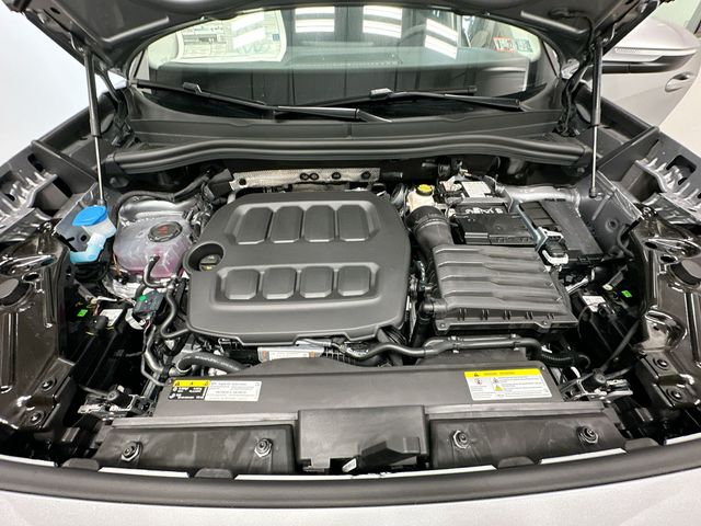 Thumbnail: 2026 Volkswagen Tiguan - 8