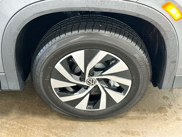 Thumbnail: 2026 Volkswagen Tiguan - 7
