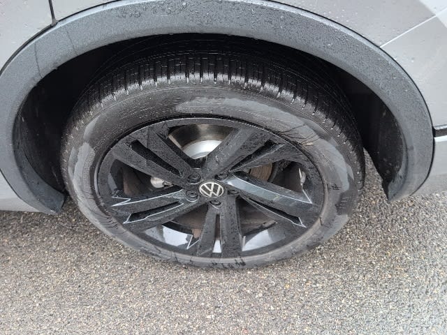 Thumbnail: 2024 Volkswagen Tiguan - 15