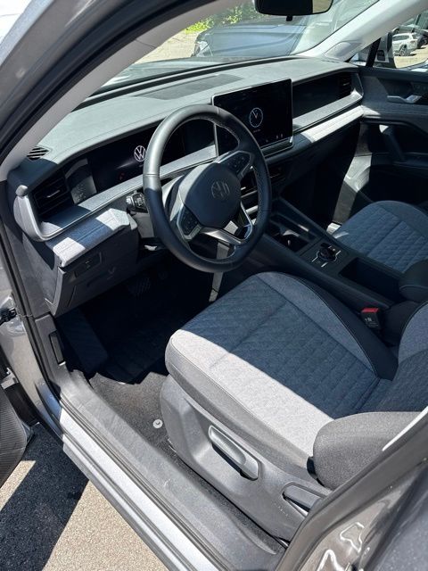 Thumbnail: 2026 Volkswagen Tiguan - 2