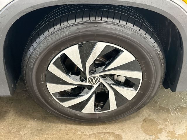 Thumbnail: 2026 Volkswagen Tiguan - 8