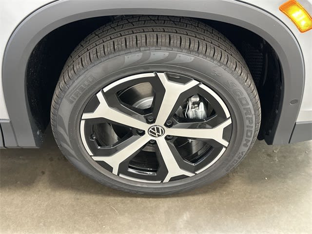 Thumbnail: 2025 Volkswagen Tiguan - 7