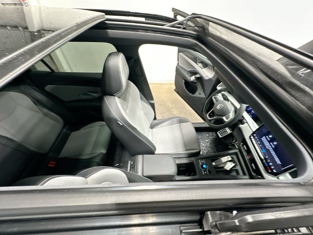 Thumbnail: 2026 Volkswagen Tiguan - 10