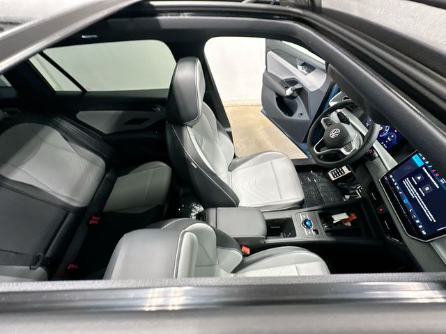 Thumbnail: 2026 Volkswagen Tiguan - 10