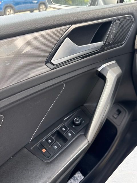Thumbnail: 2024 Volkswagen Tiguan - 20