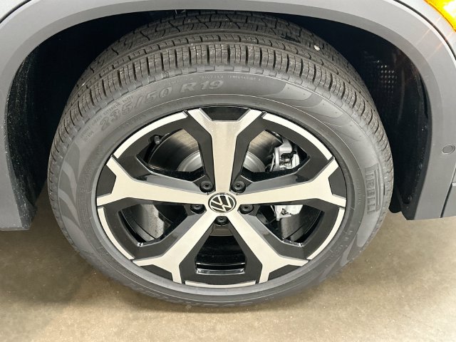Thumbnail: 2026 Volkswagen Tiguan - 7