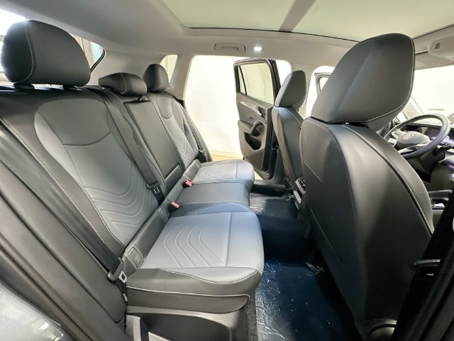 Thumbnail: 2026 Volkswagen Tiguan - 26
