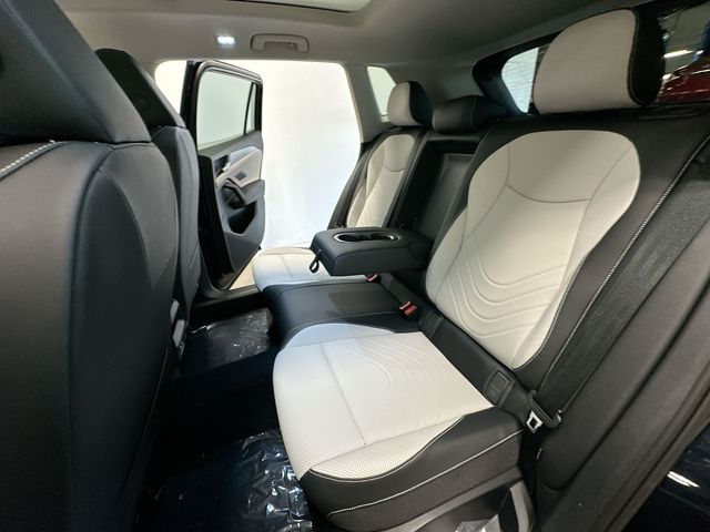 Thumbnail: 2026 Volkswagen Tiguan - 12