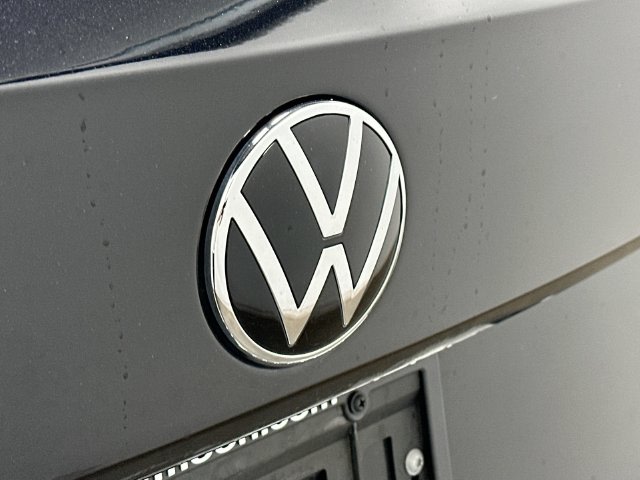 Thumbnail: 2023 Volkswagen Taos - 7
