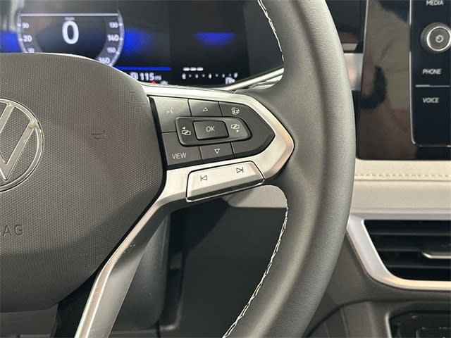 Thumbnail: 2025 Volkswagen Taos - 20