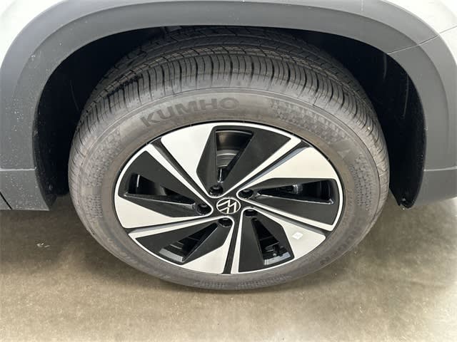 Thumbnail: 2025 Volkswagen Taos - 7