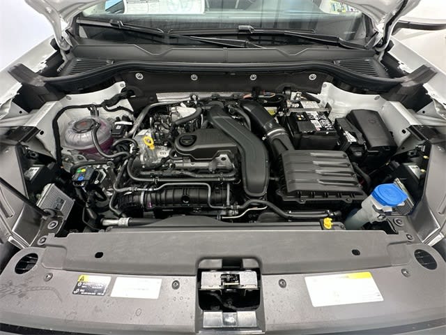 Thumbnail: 2025 Volkswagen Taos - 8