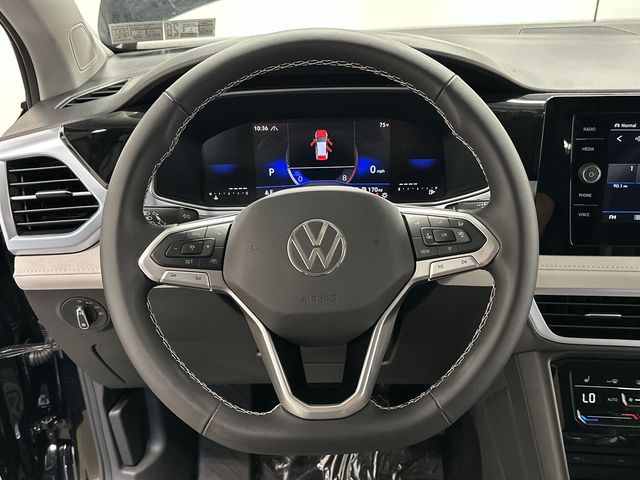 Thumbnail: 2025 Volkswagen Taos - 2