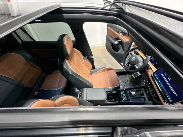 Thumbnail: 2026 Volkswagen Tiguan - 10