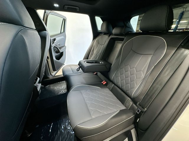Thumbnail: 2026 Volkswagen Tiguan - 12