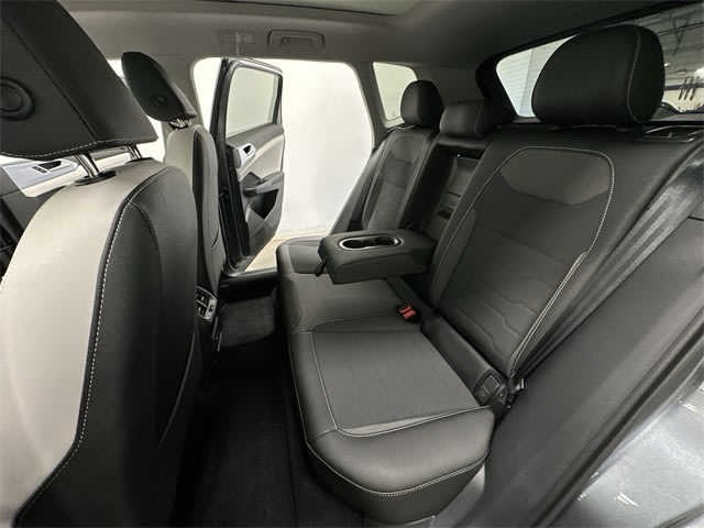 Thumbnail: 2025 Volkswagen Taos - 12