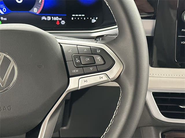 Thumbnail: 2025 Volkswagen Taos - 19