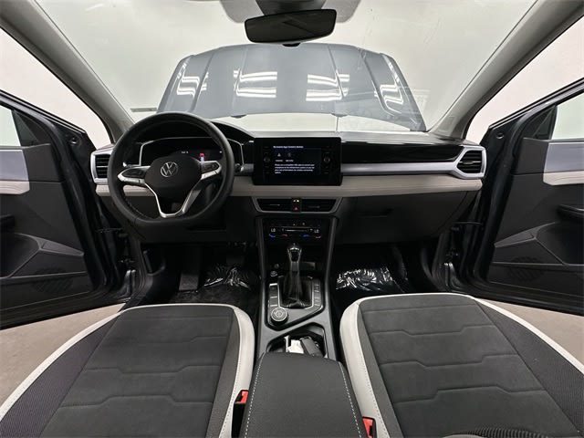 Thumbnail: 2025 Volkswagen Taos - 9