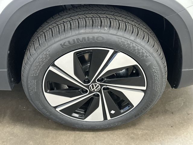 Thumbnail: 2026 Volkswagen Taos - 7