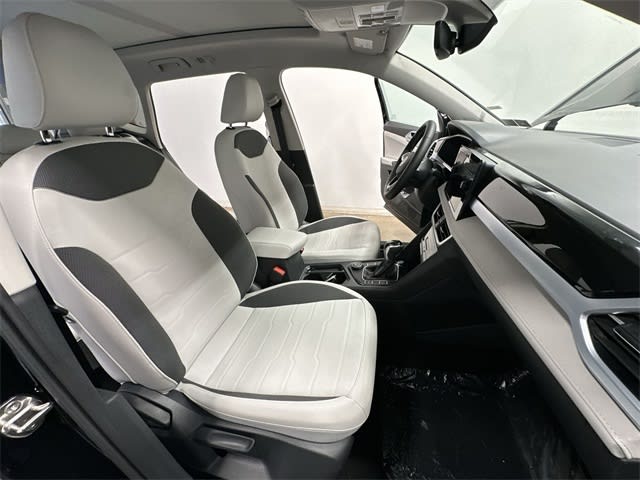 Thumbnail: 2025 Volkswagen Taos - 26