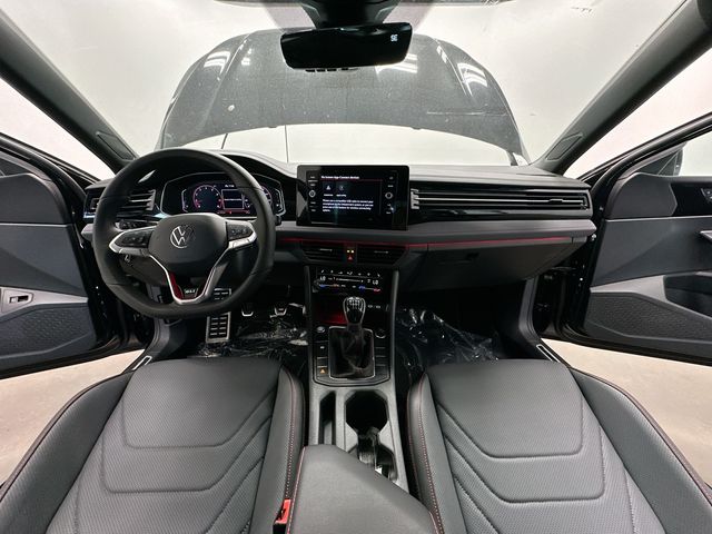 Thumbnail: 2026 Volkswagen Jetta - 9