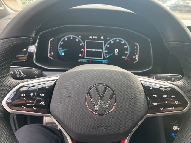 Thumbnail: 2025 Volkswagen Jetta - 12