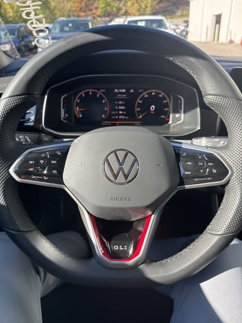 Thumbnail: 2025 Volkswagen Jetta - 16