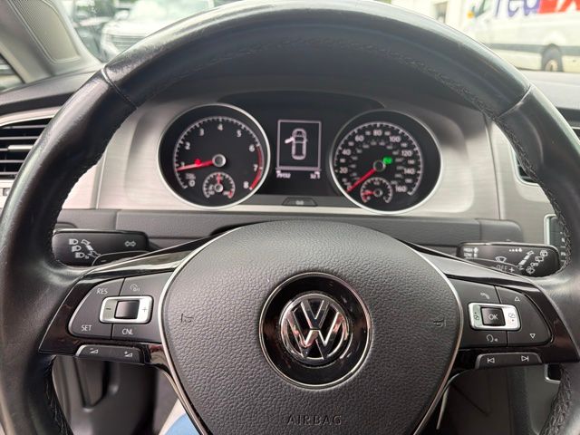Thumbnail: 2015 Volkswagen Golf - 2