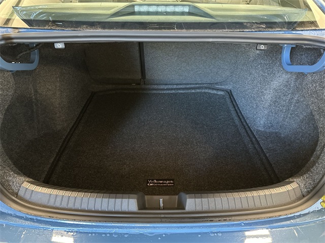 Thumbnail: 2026 Volkswagen Jetta - 16