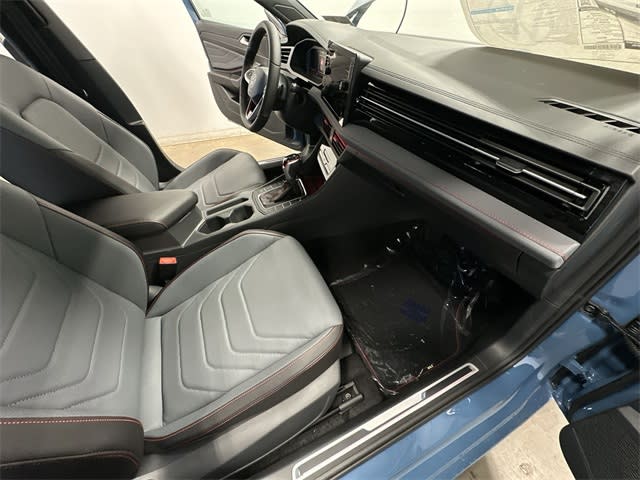 Thumbnail: 2026 Volkswagen Jetta - 25