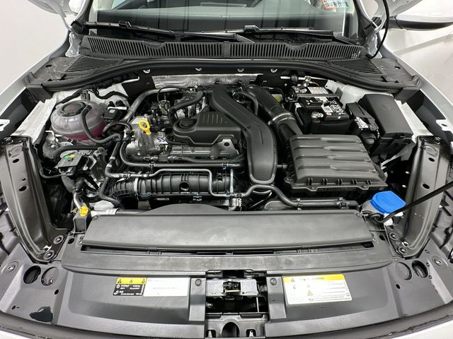 Thumbnail: 2026 Volkswagen Jetta - 8