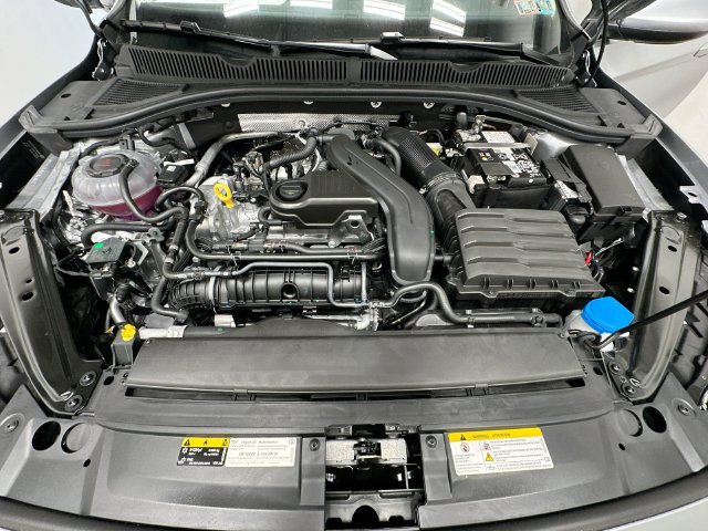 Thumbnail: 2027 Volkswagen Jetta - 8