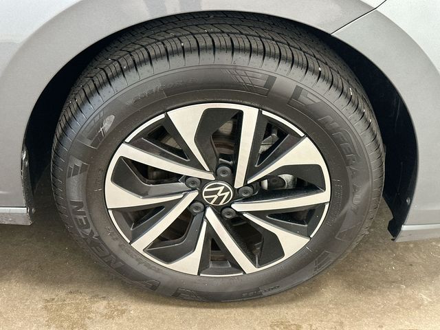 Thumbnail: 2026 Volkswagen Jetta - 8