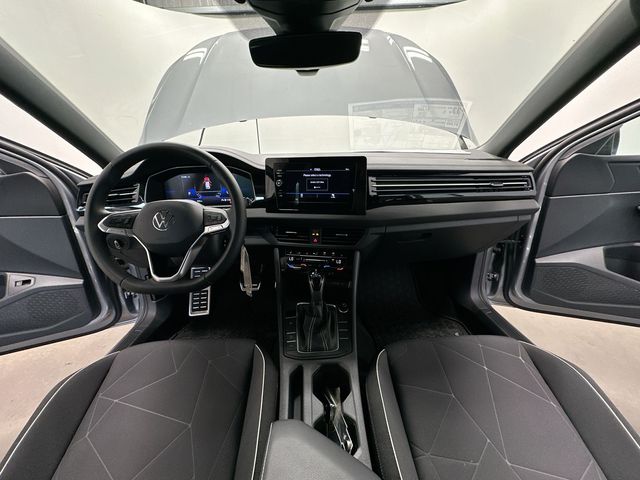 Thumbnail: 2026 Volkswagen Jetta - 9